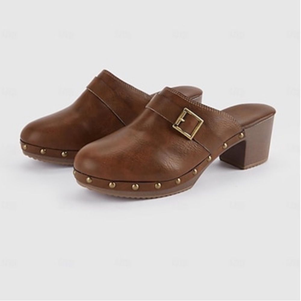 Women's Vintage Brown Leather Clogs with Studded Accents and Buckle Detail - 7M - Picture 1 of 6